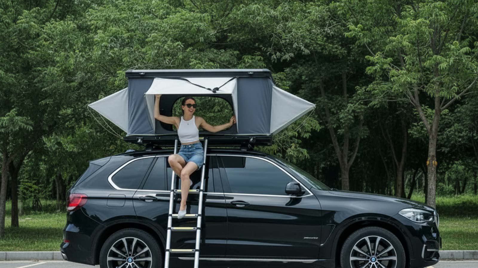 Frau konnte Ihr Dachzelt auf Raten kaufen